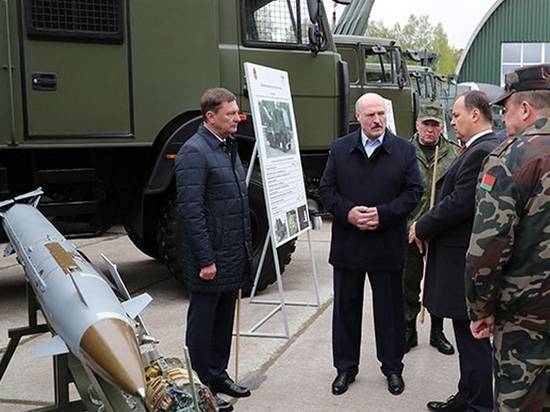 Лукашенко возмутился отказом России делать совместную ракету