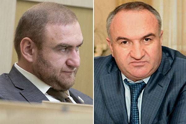 Бывшему сенатору Арашукову и его отцу отменили продление ареста