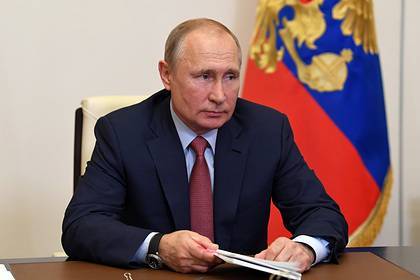 Путин поручил создать резервы к волне коронавируса с октября по декабрь