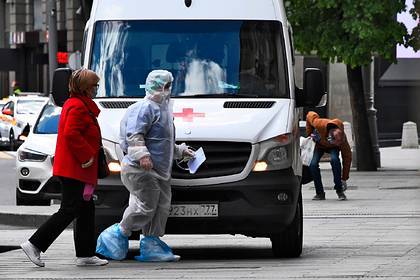 Россиянам назвали поводы для вызова скорой при коронавирусе