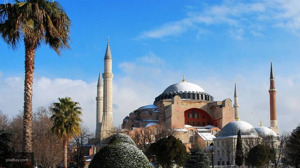 Отели Турции готовятся к приему туристов из России