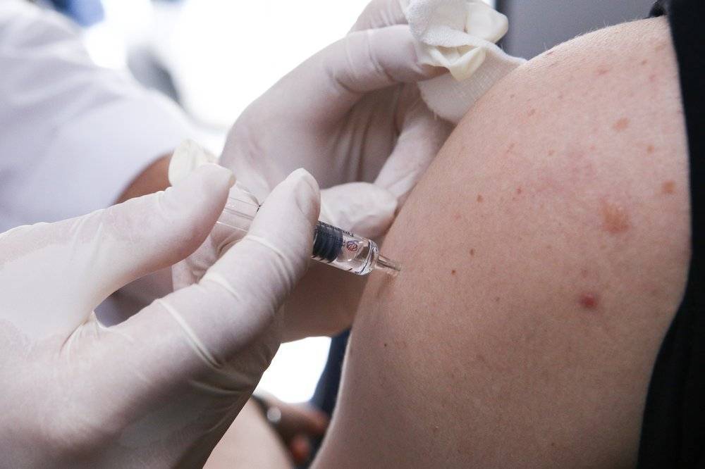 Отмена вакцинаций из-за коронавируса поставила под угрозу десятки миллионов детей