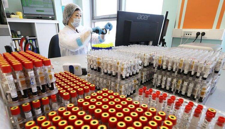В РАН оценили данные «Инвитро» о количестве россиян с антителами к коронавирусу