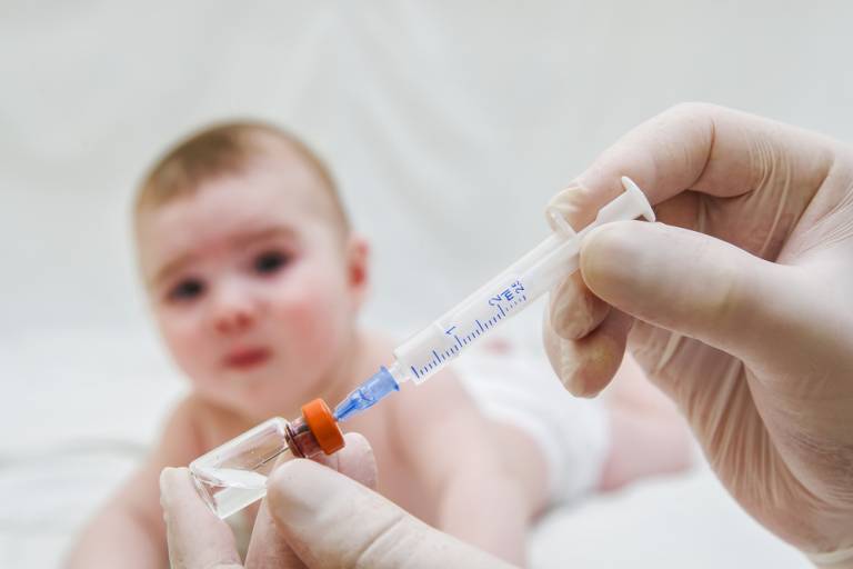Эпидемия коронавируса привела к приостановке вакцинации 80 млн детей в мире — ВОЗ