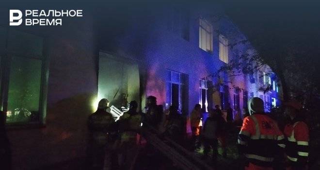 Появились снимки с пожара в больнице в Зеленодольске