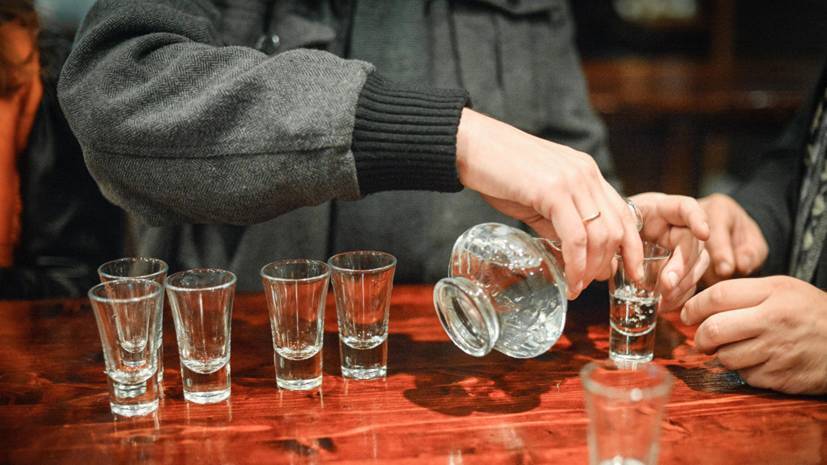 В России в начале года снизилось число смертей от отравления алкоголем