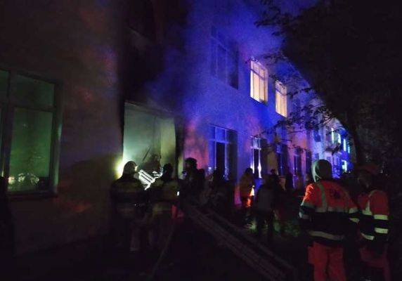 Число погибших при пожаре в больнице Зеленодольска возросло до трех