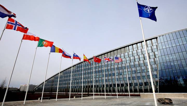 НАТО призывает США сменить позицию по Договору по открытому небу