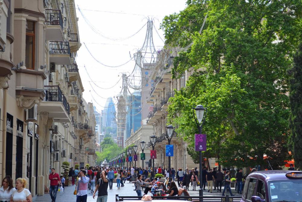 Баку среди лидеров антирейтинга городов по самоизоляции