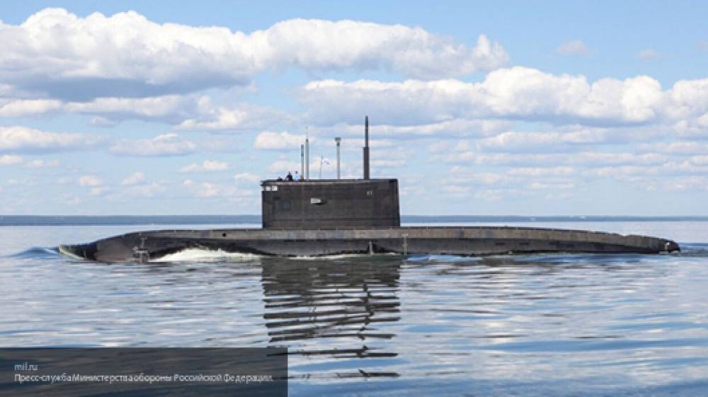 Экипажи подводных лодок ЧФ выполнили торпедные стрельбы