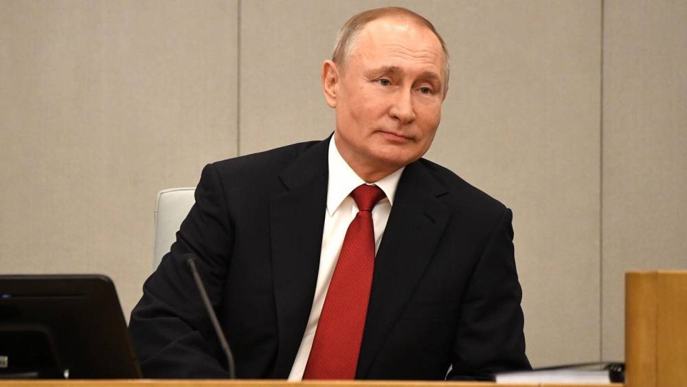 Путин поручил пересчитать тарифы на электроэнергию с учетом расходов из-за коронавируса