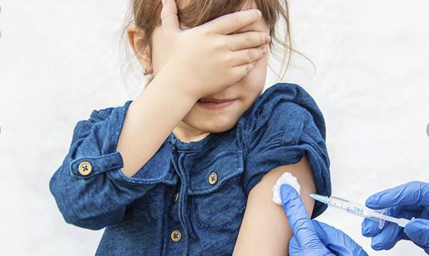 В России детям без прививок могут запретить ходить в детский сад и школу
