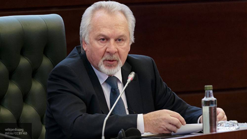 Гусев отрицает, что критиковал оскорбившего его Михалкова