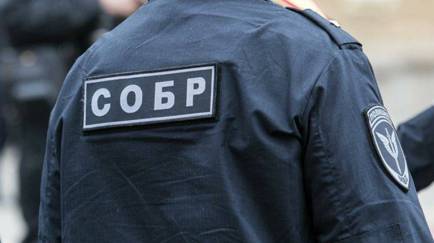«Только правда» — захвативший заложников в московском банке выбросил записку