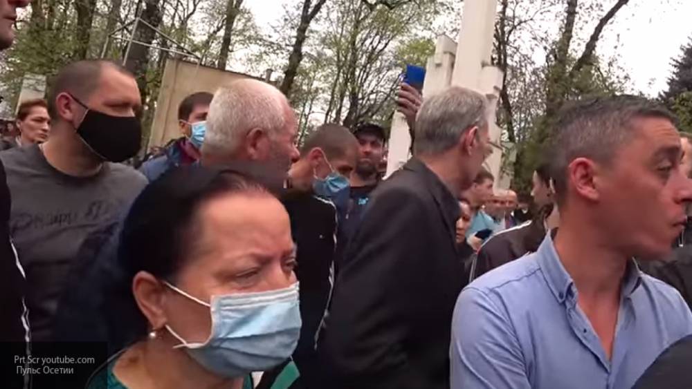 Депутат Федоров о митингах при COVID-19: нельзя спасти человека, который хочет умереть