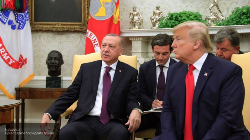Трамп и Эрдоган обсудили двусторонние отношения стран и обстановку в Сирии и Ливии