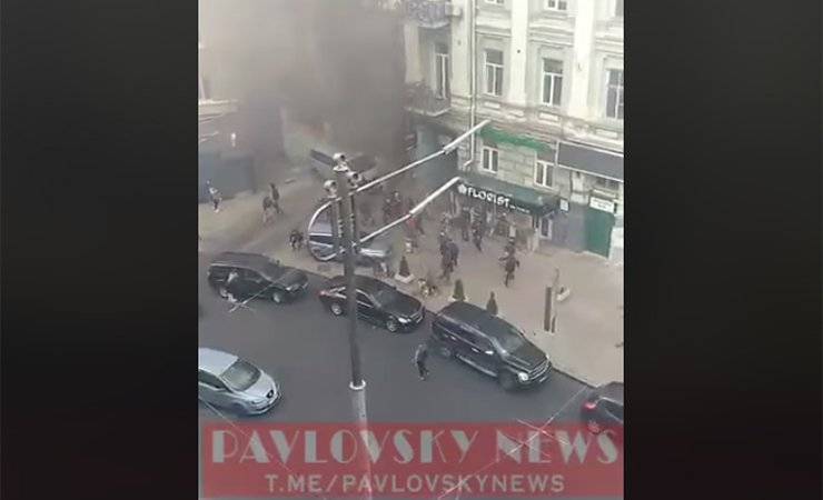 Возле партийного офиса в Киеве произошел взрыв — видео