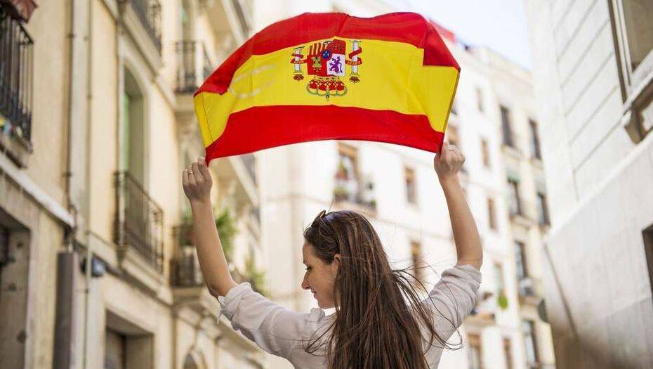 Испания возобновляет чемпионат по футболу и в июле начнёт принимать иностранных туристов