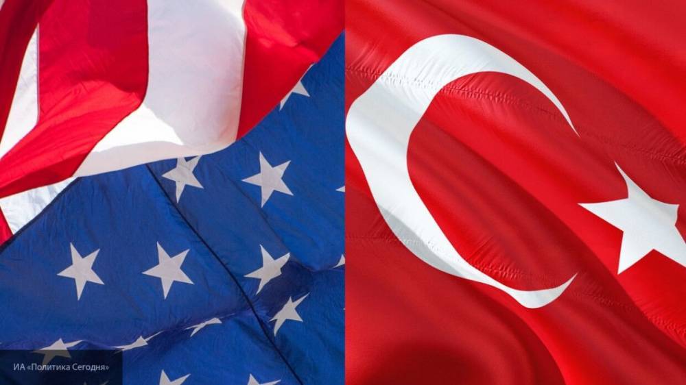 Анохин указал на совпадение интересов США и Турции в Ливии