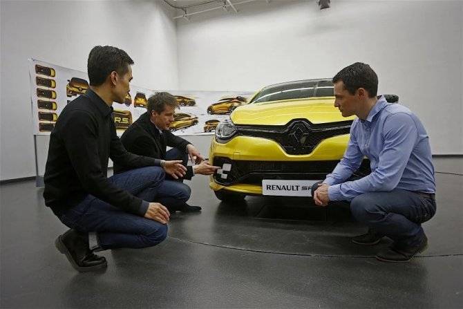 Пандемия: фирма Renault оказалась на грани банкротства