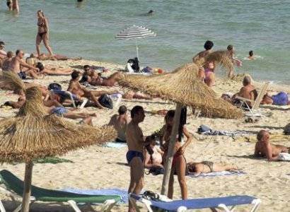 Испания откроет свои границы для туристов с июля
