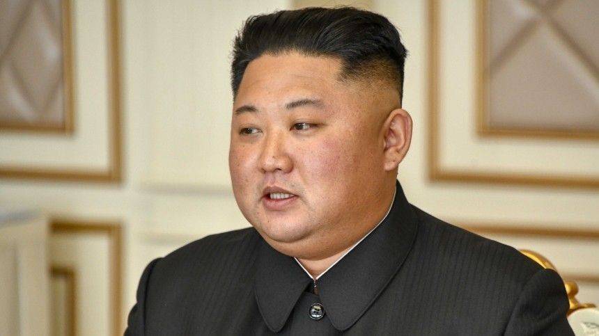 Ким Чен Ын впервые появился на публике после загадочного исчезновения