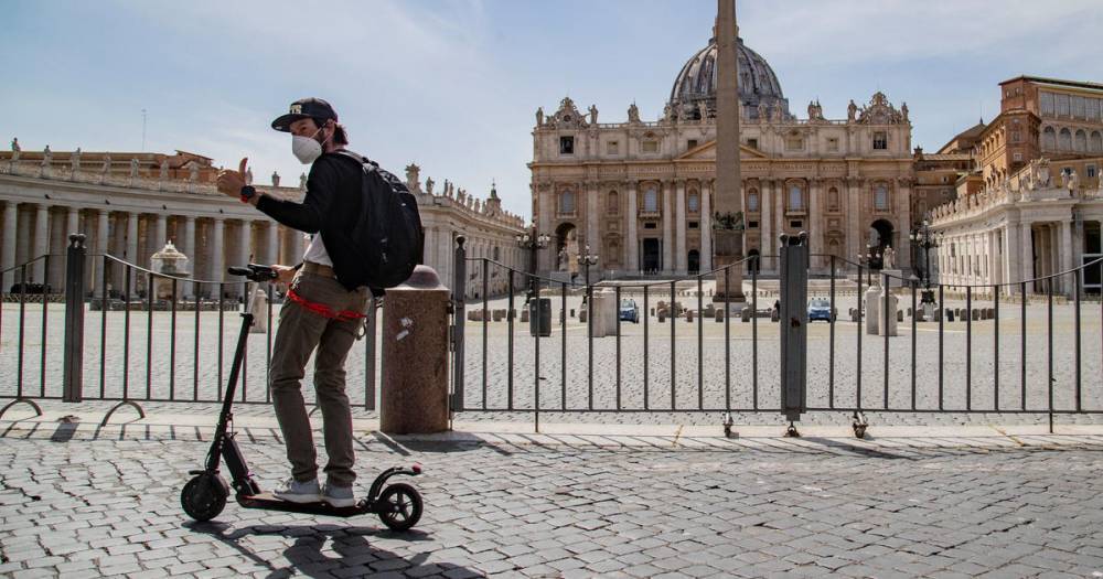 Музеи Ватикана откроют для посетителей в начале лета