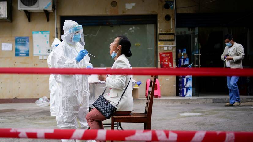 В Китае за сутки выявили 36 бессимптомных носителей коронавируса