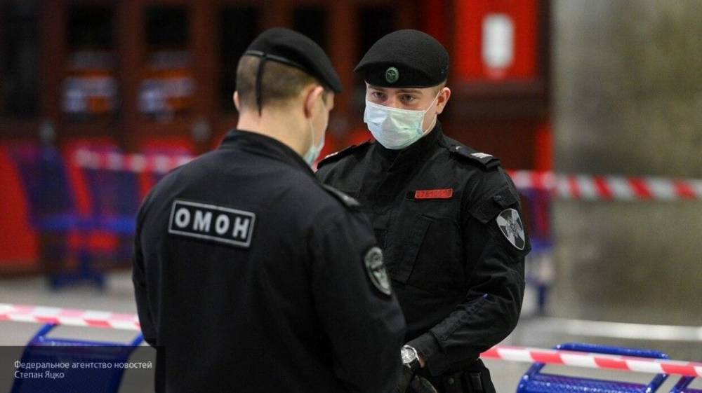 Полиция пресекла дебош пьяного жителя Подмосковья в аэропорту Симферополя