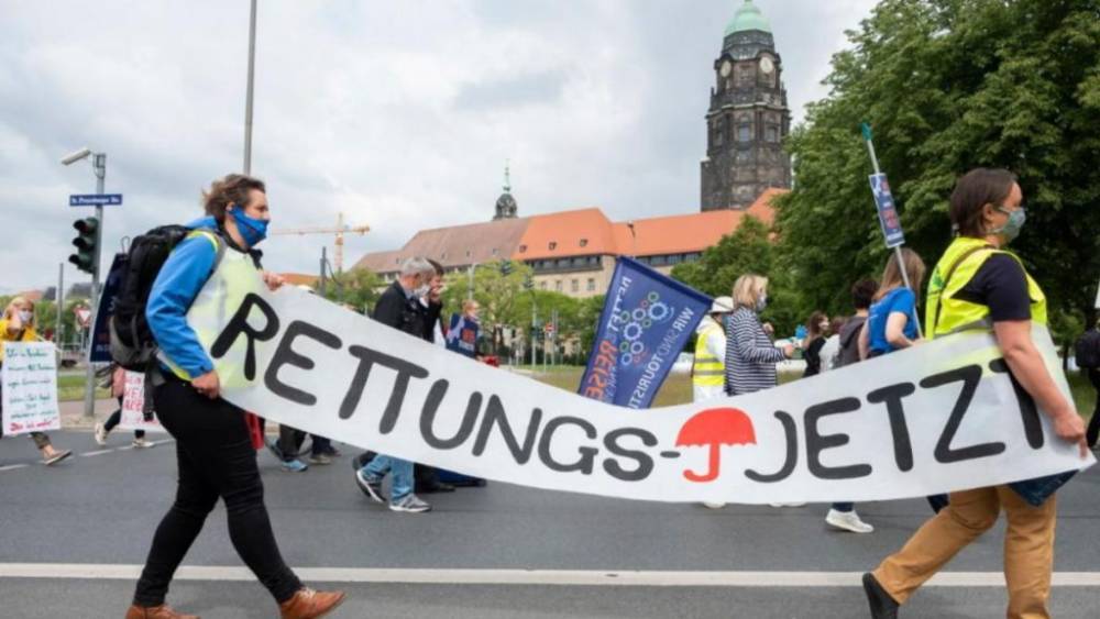 Налоги, беженцы, зарплаты и базовая пенсия: какими вопросами, помимо коронакризиса, по мнению немцев, должны заниматься политики