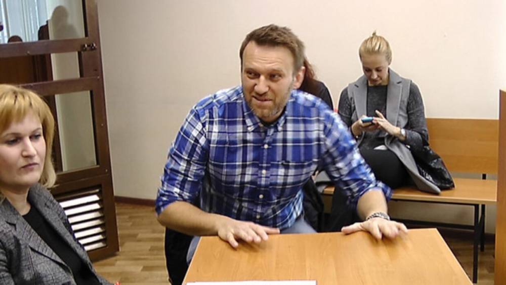 Карнаухов рассказал, как перестрелка Навального в «Гоголе» связана с делом «Кировлеса»