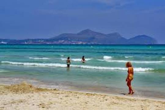 Минздрав Испании утвердил правила посещения пляжей на летний сезон