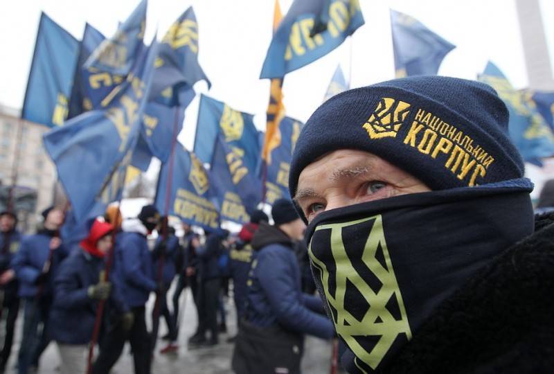 В командовании украинской армией установлены 50 серийных преступников