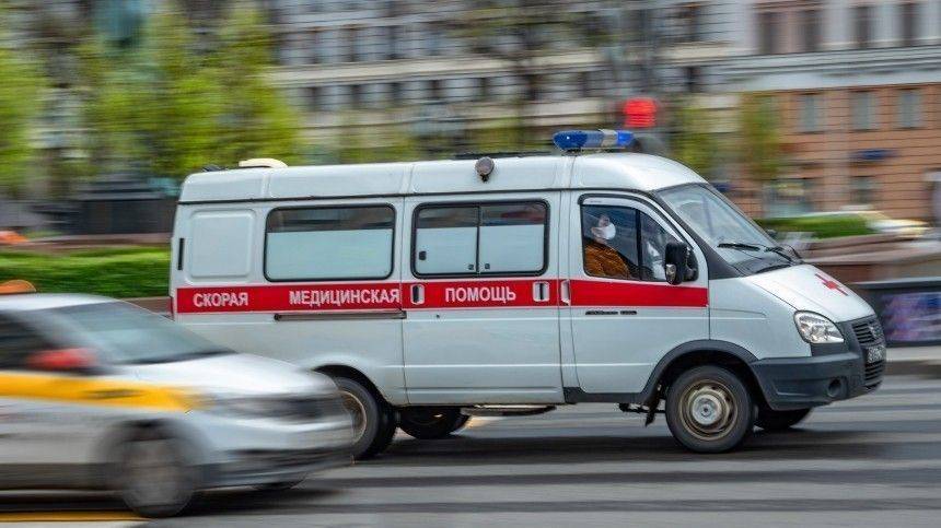 Кровавые разборки: в результате поножовщины в квартире в Москве пострадали двое
