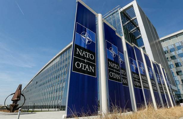 Отказ Трампа от Договора по открытому небу назвали ударом по НАТО