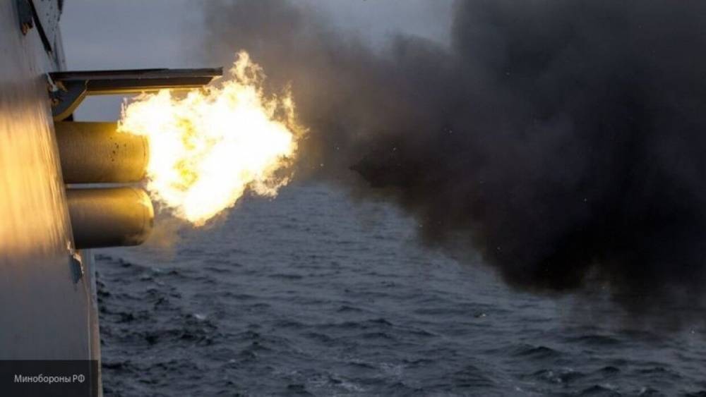 ВМФ РФ и ВМС Сирии провели совместные учения, защитив Тартус от условного противника