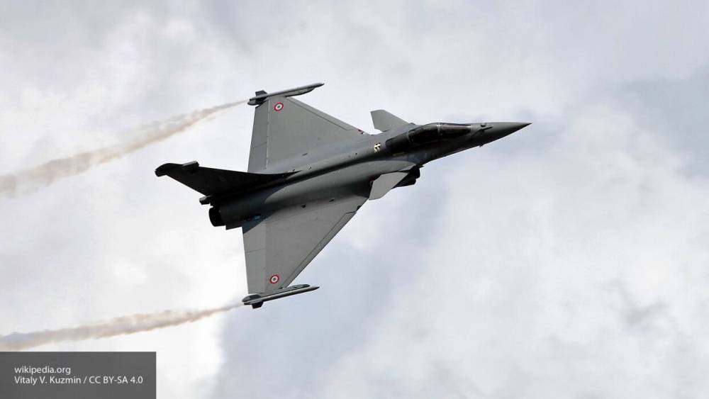 Париж пообещал поставить Индии истребители Rafale в назначенные сроки