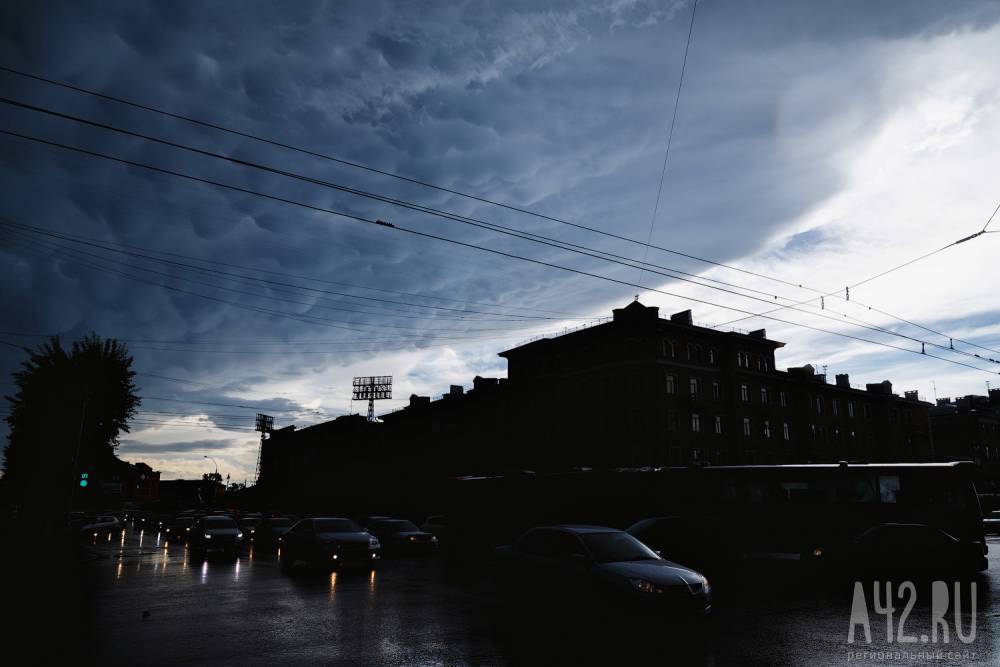 На неделе в Кузбассе прогнозируют штормовой ветер, град и заморозки