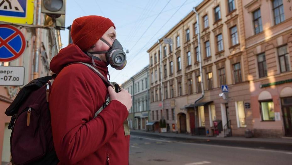 Прогулки с COVID: главные правовые пробелы режима самоизоляции в Петербурге