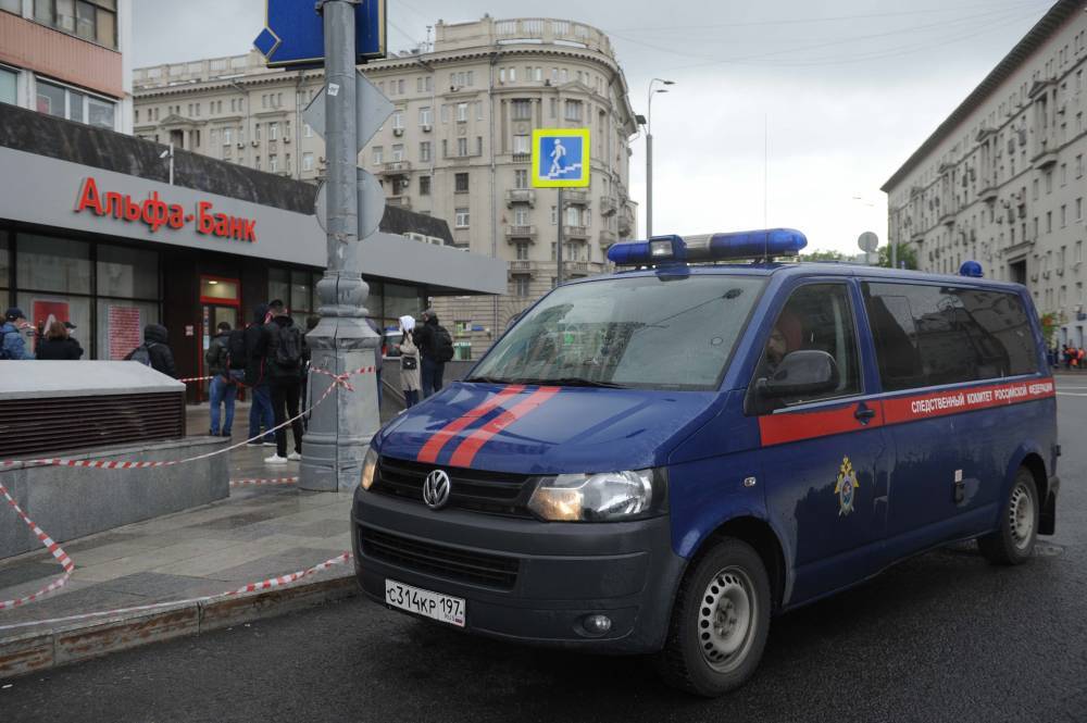 Следствие просит арестовать захватчика банка в центре Москвы