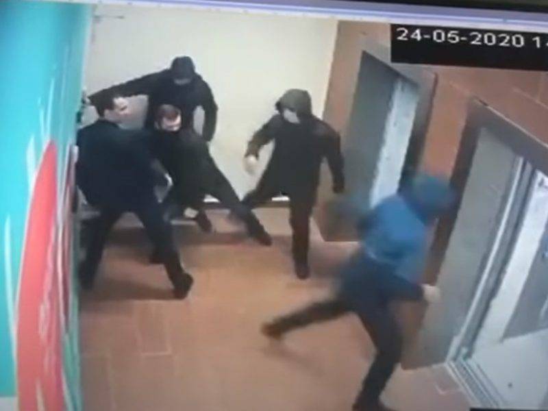 Задержание участников перестрелки на юге Москвы попало на видео