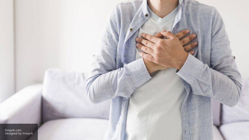 Врач-кардиолог озвучил три основных симптома сердечного приступа