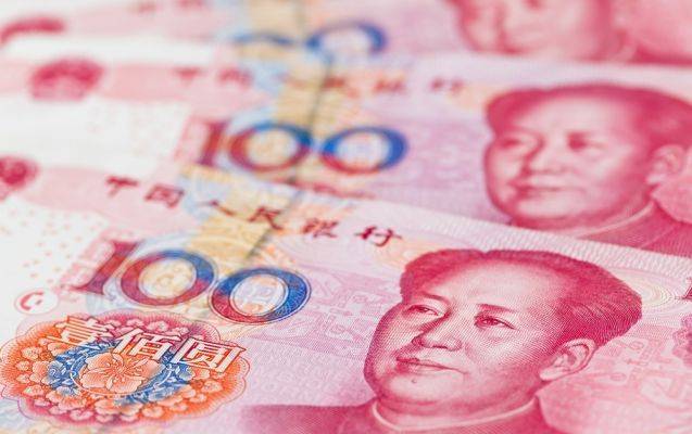 Падение юаня: ЦБ Китая опустил нацвалюту к доллару до минимума с 2008 года