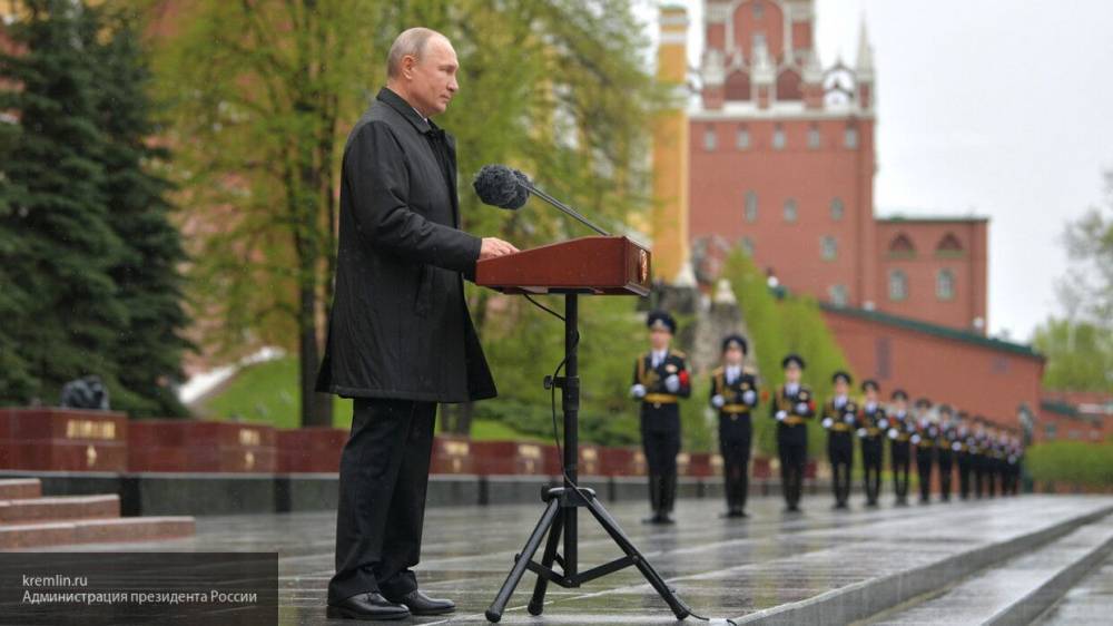 Президент России впервые посетил Кремль после 9 мая