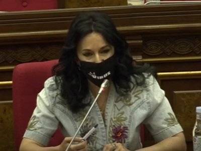 Депутат призвала ГКЗЭК Армении реагировать на ситуацию на рынке масок более оперативно