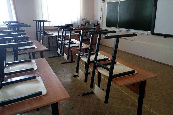 Астраханская учительница получила условный срок за совращение ученика