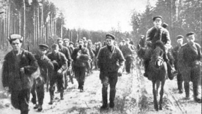 Городской архив оцифровал документы о ленинградских партизанах
