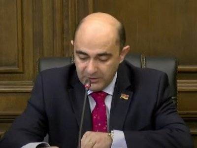 «Светлая Армения» прекратит бойкот и примет участие в предстоящем заседании парламента