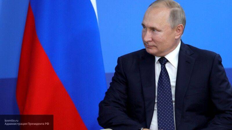 Путин обсудил с премьером Ирака стабилизацию рынка углеводородов