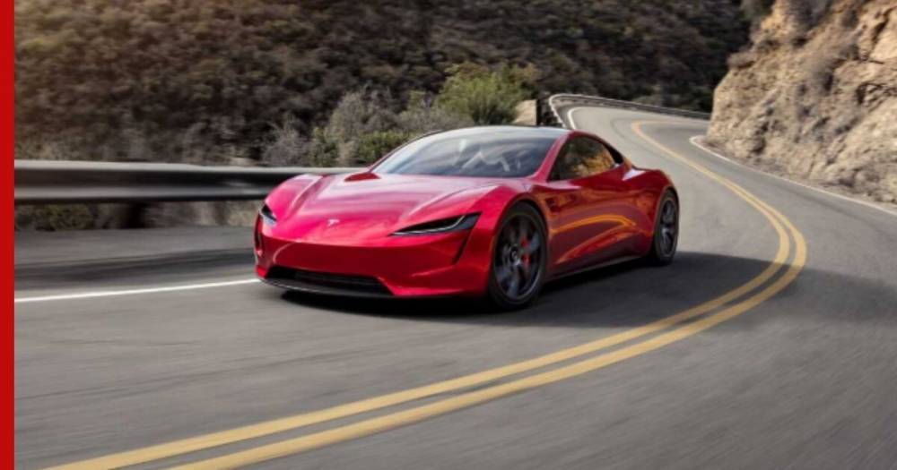 Электромобиль Tesla Roadster получил ускорение на реактивной тяге